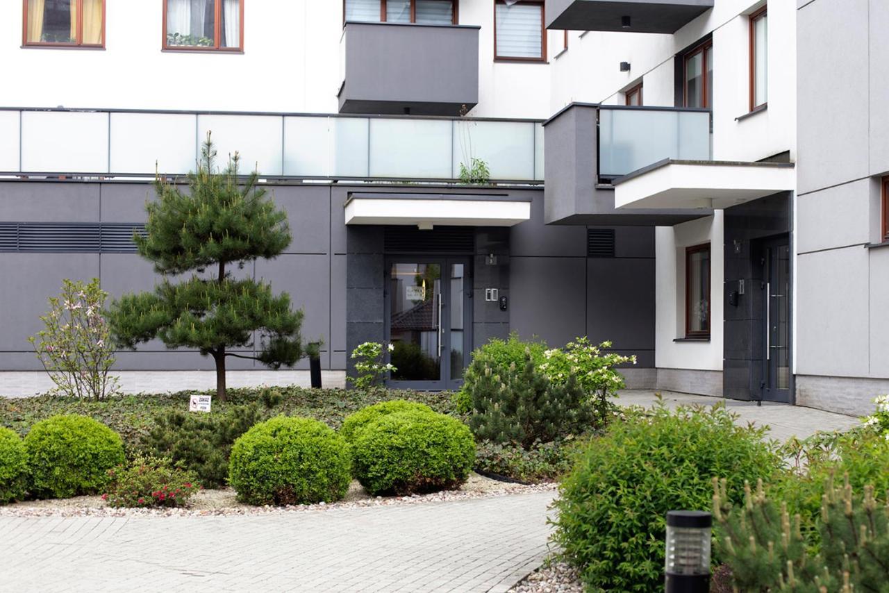 Airport Okecie Klobucka P&O Serviced Apartments Варшава Екстер'єр фото